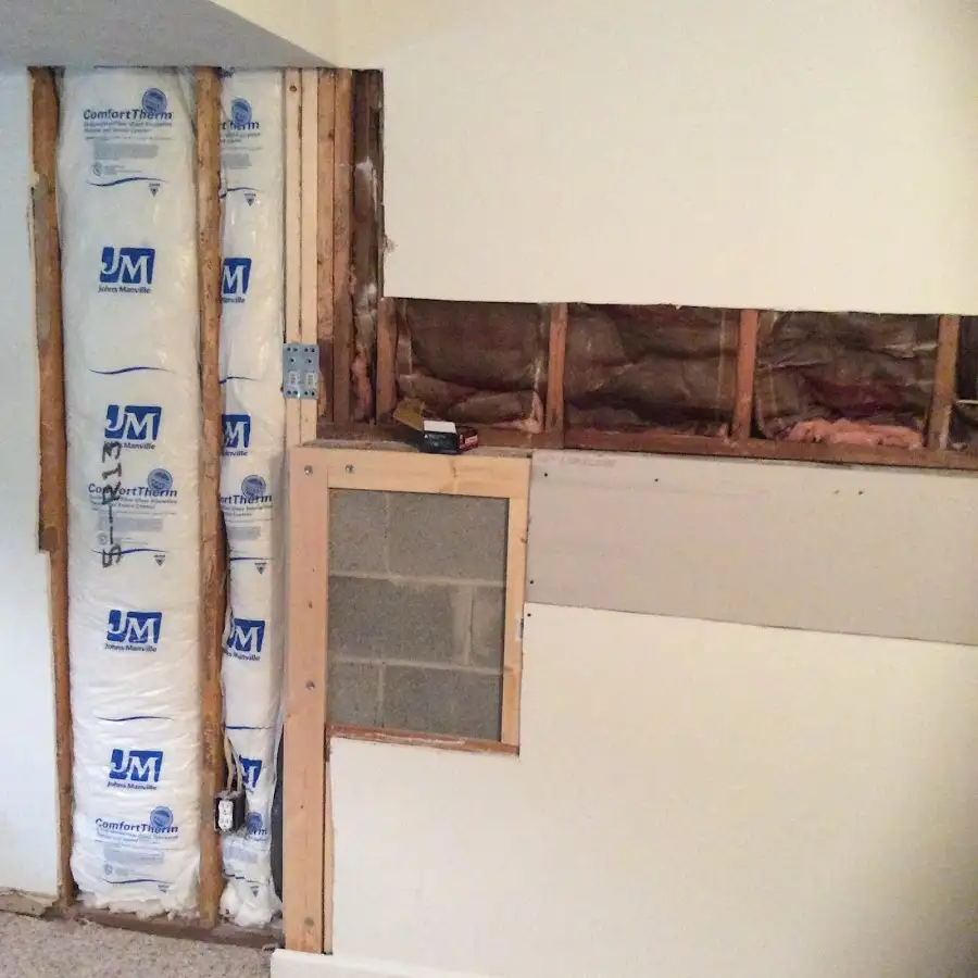 Wall insulation replacement during Structural Drying in Medina